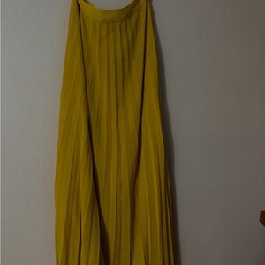 Morning Lavender Chic Mustard Maxi pleated Skirt size MP